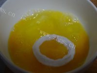 美味的香酥鱿鱼圈做法图解5)
