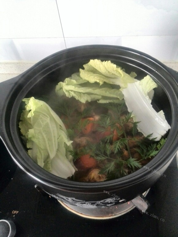 美味佳肴般的红烧猪蹄
