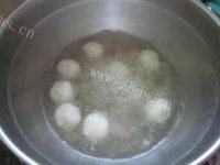 紫菜丸子汤做法图解3)