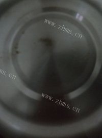 自制白萝卜肉碎汤做法图解4)