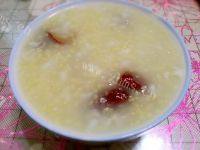 美味早餐大米红枣粥
