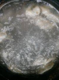 味道不错的麻辣水饺做法图解3)