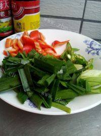 家常菜回锅肉做法图解3)