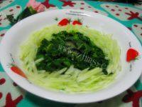 回味无穷的拌芹菜叶