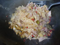 家常菜泡菜炒五花肉做法图解7)