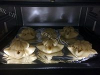 美味牵牛之恋蛋黄酥做法图解23)