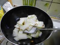 色味俱佳的清炒冬瓜做法图解3)