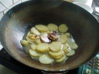 简单的红烧土豆片的做法图解五