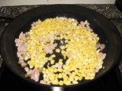 家常菜碎肉玉米做法图解6)