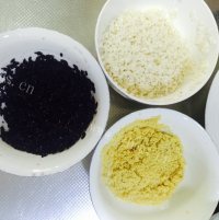 美味的三色珍珠丸子做法图解4)