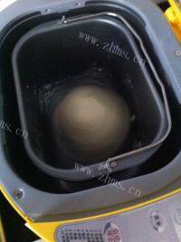 简单的葡萄干吐司做法图解4)