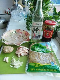 美味东北乡村风味酸菜粉做法图解1)