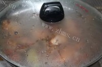 色泽鲜亮的酱猪蹄做法图解11)