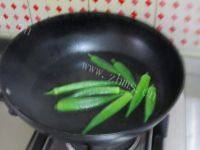 外婆做的秋葵炒牛肉做法图解6)