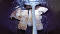美味的秘制熏鱼做法图解3)
