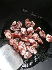 腊肠菜心炒饭做法图解4)