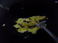 家常菜包菜炒米粉做法图解8)