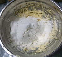 自制蔓越莓饼干做法图解5)