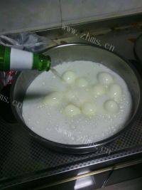 美味的啤酒鸡蛋做法图解2)