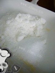 自制火腿香肠脆皮披萨做法图解2)