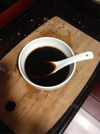 美味的柠香排骨做法图解5)