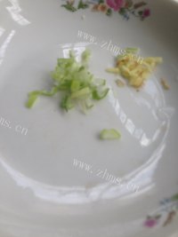 美味营养的西红柿蛋汤做法图解5)
