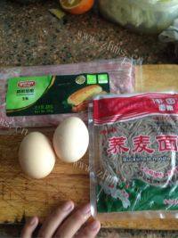 美味的香炒培根荞麦面做法图解1)