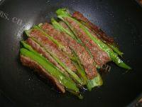 口感不错的虎皮尖椒酿肉