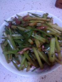味道不错的芹菜炒肉