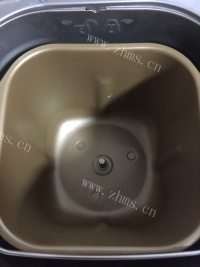 美味红糖话梅吐司做法图解10)