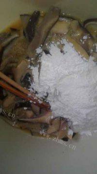 口感饱满的炸蘑菇做法图解3)