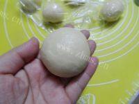 诱人的肉松小面包做法图解8)