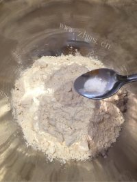 好吃的肉夹馍做法图解4)
