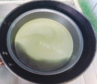 美味的菠菜凉皮做法图解4)