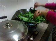 家常菜清炒苦麦菜