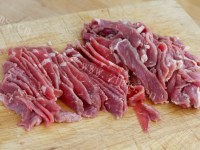 家常菜小炒牛肉做法图解1)
