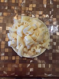 家常菜排骨莲藕汤做法图解3)