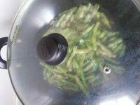 家常菜蒜香豇豆做法图解5)
