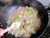 家常菜白萝卜炖牛肉