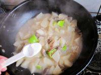 家常菜白萝卜炖牛肉