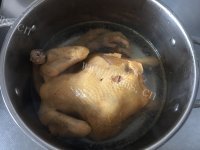 美味佳肴般的葱油白切鸡做法图解4)
