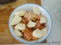 美味的腐乳豆豉蒸鸡做法图解7)