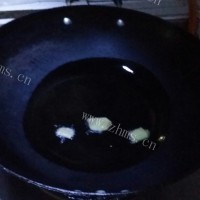 香喷喷的干煸四季豆做法图解8)