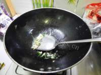 美味的香辣牙签肉做法图解13)