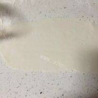 自己做的葱油饼做法图解3)