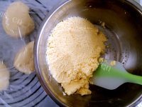 色味俱佳的椰蓉面包做法图解10)