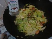 家常菜香菇白菜做法图解7)