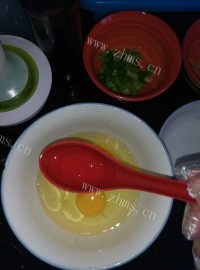 香喷喷的炖鸡蛋做法图解4)