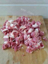 家常菜酸菜肉片做法图解2)