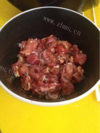 好吃的豆角炒肉做法图解1)